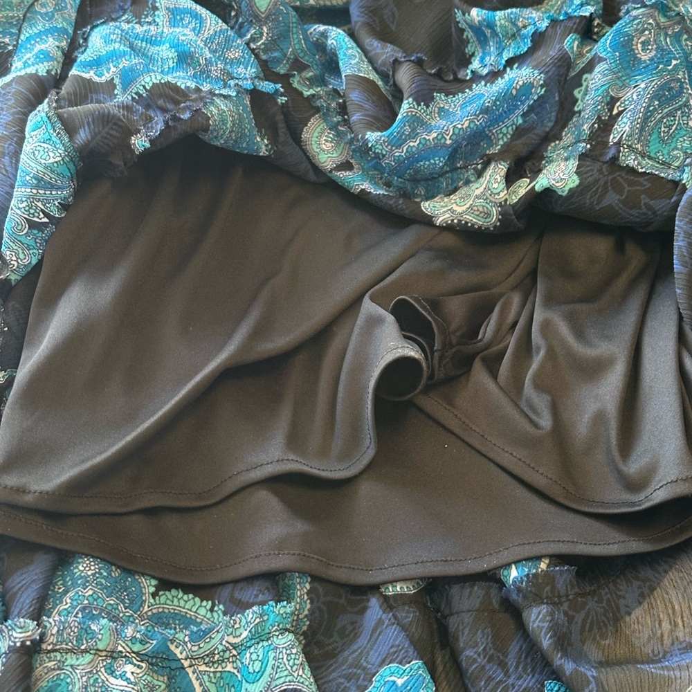 Chico's Black and Blue Paisley Maxi Dress, Boho, Flowy, Relaxed Fit Summer - Picture 10 of 13